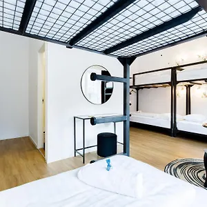 Maverick Downtown Hostel Βουδαπέστη